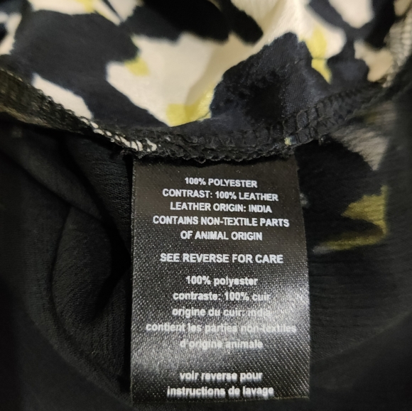 PJK Abstract Print Blouse - Medium - Picture 10 of 10